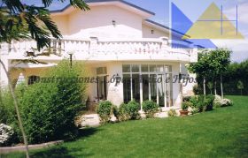 Vivienda Unifamiliar - Construcciones López Ariño e Hijos